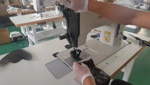 Двухигольная машина для изготовления мокасинового шва на тяжелых материалах