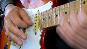 Как играть вибрацию на электрогитаре
