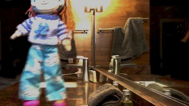 Camara's Night Time Routine! | Groovy Girl Dolls