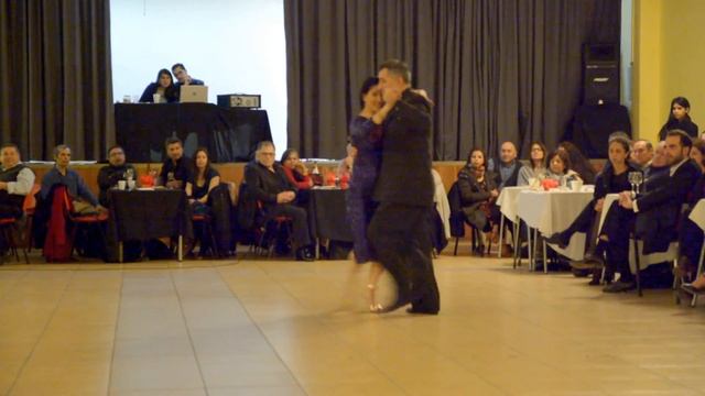 La Milonga de Buenos Aires - Paulina y Jose Luis en La Milonga del Momento смотреть онлайн