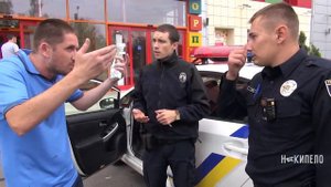 Пьяный Водитель Rolls Royce vs полиция Харькова