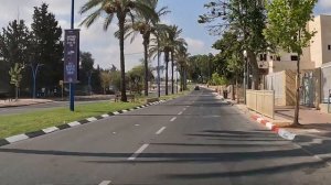 Сдерот -  маленький город, на который каждый день падали ракеты .Израиль