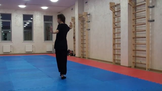 Основные виды движений ногами (Цзибэнь туйфа). Лихэтуй смотреть онлайн