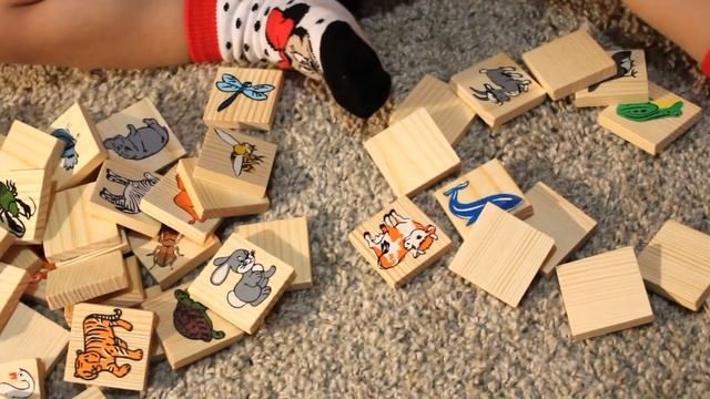 РАЗВИВАЮЩИЕ ЗАНЯТИЯ С 2-летним ребенком / ЛОТО / УМНЫЕ КНИЖКИ / фрукты на липучках FIX PRICE смотреть онлайн