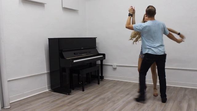 Bachata Combination Tutorial #2 | Bachata Combinations for Beginners смотреть онлайн