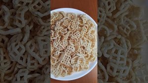 Снеки для жарки с одной пачки получается ведро Чипсов