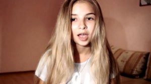 девочка поёт нереально круто! классно поет,шикарный голос это талант!