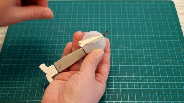 Бонифаций из картона и шарика от дезодоранта смотреть онлайн