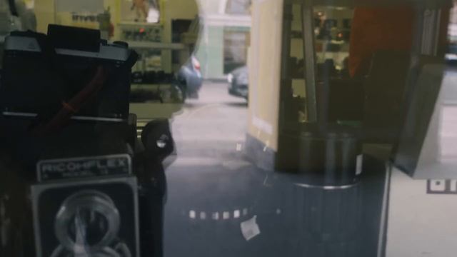 Film Camera Shopping in St. Petersburg | a day in the life of a Street Photographer смотреть онлайн