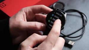 OnePlus Watch - первые умные часы от известного бренда. Первый блин комом?