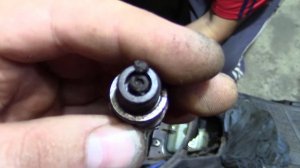 Почему оплавлена свеча