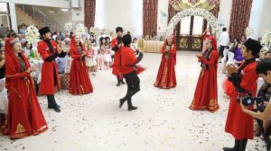 Красивая Лезгинка на Свадьбе