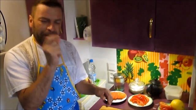 Запеченная горбуша в фольге с картофельным гарниром.