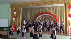 15 Песня- переделка на мотив песни " Бабушки рядышком с..."