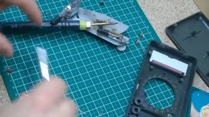 ПРОСТАЯ доработка  мультиметра .Установка  индикатора работы устройства