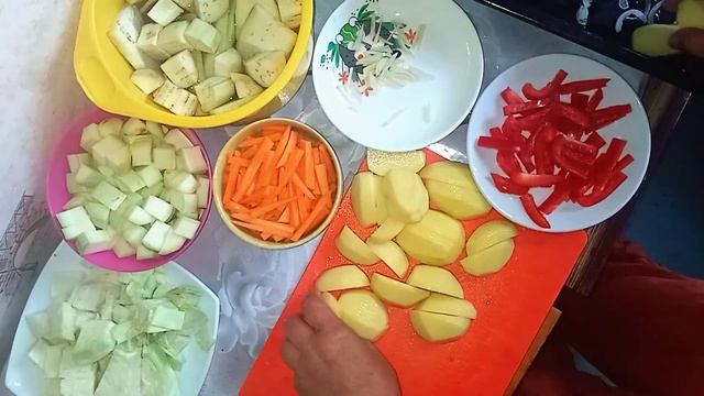 Туапсе. Ужин. Овощное рагу в духовку. смотреть онлайн