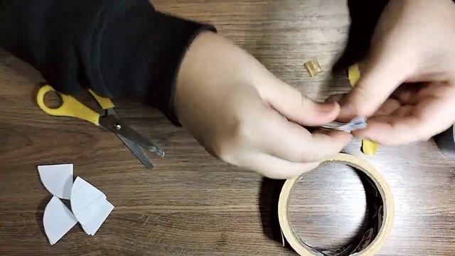 как легко и просто сделать из скотча бумаги и трубочки зонтик смотреть онлайн