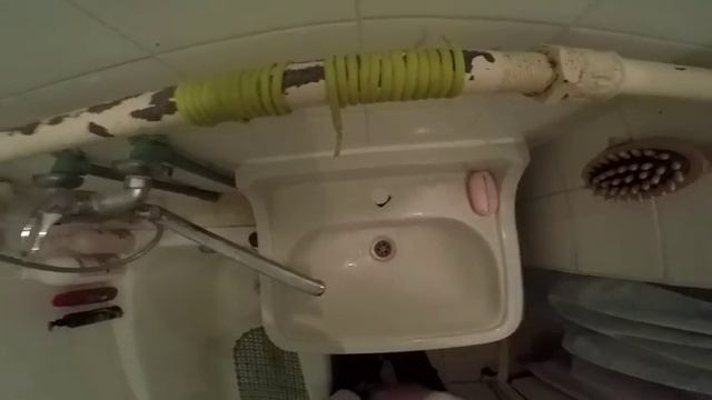 Как постирать кроссовки и что с ними будет после стирки смотреть онлайн