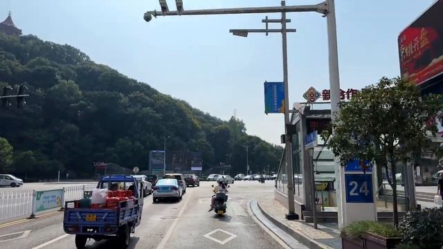 张家界驾车之旅-中国著名的旅游城市