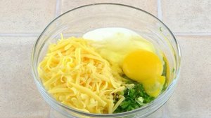 Жареные пирожки с курицей