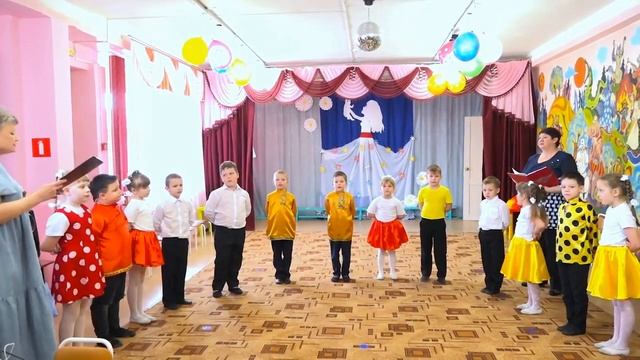 Песня: "Наши мамы"