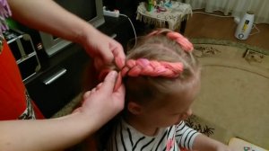 Марусины причёски. Косы 2018-2019. Цветные косы. Косы с акриловыми  нитями.