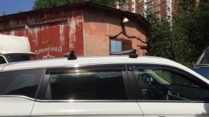 Geely Atlas 1.8 турбо Багажник и Автобокс Yuago Avatar белого цвета.