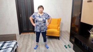 Зарядка и разминка для пожилых людей. Ежедневная зарядка  с гантелями для тех кому за 50.