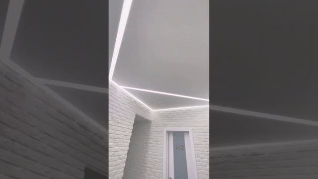 Даже нейросети мечтают о натяжных потолках. смотреть онлайн