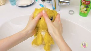 Это не лимон, а зайка! Распаковка игрушки-потеряшки Scruff-A-Luvs