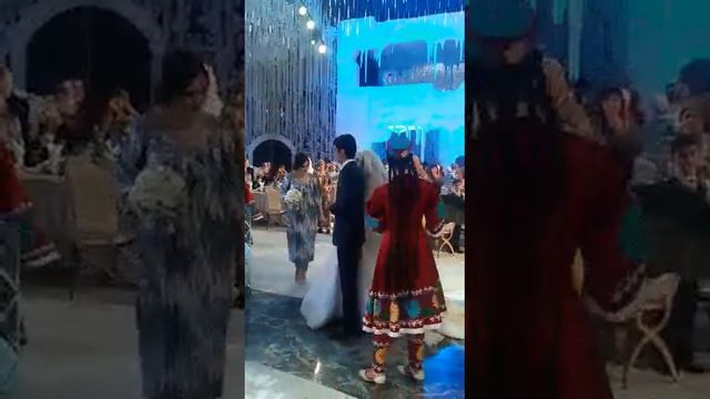 Ансамбль "Чаман"  ресторан Яккасарой пешвози арус домод