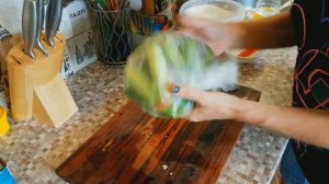 Маринованные огурцы в пакете