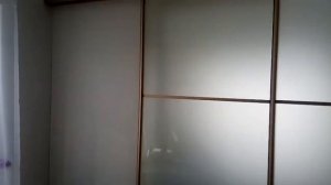 Двери купе. Как разделить комнату с помощью дверей купе.