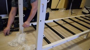 Шведская стенка с фиксированным турником. Установка