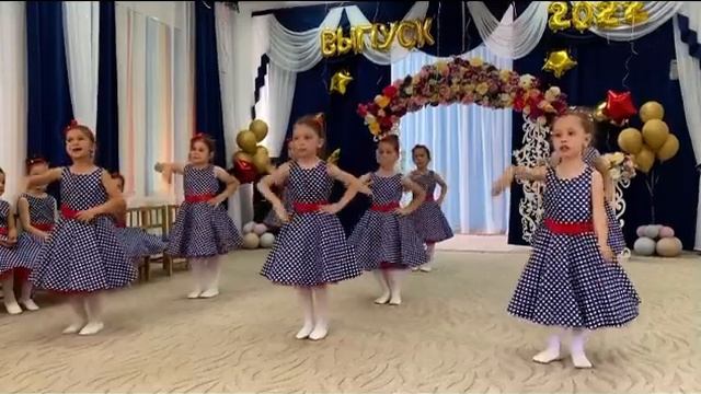 Танец для старшей группы «Что манит птицу» смотреть онлайн