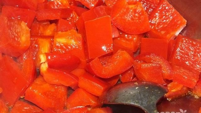 Приготовить гуляш без томатной пасты