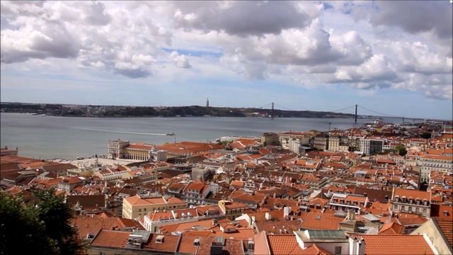Португалия. Панорама Лиссабона.