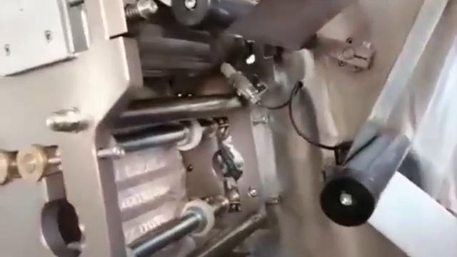 Упаковочный аппарат для колбасок (4х-шовный плоский пакет) Китай смотреть онлайн