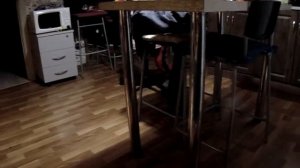 Как отомстить шумным соседям снизу