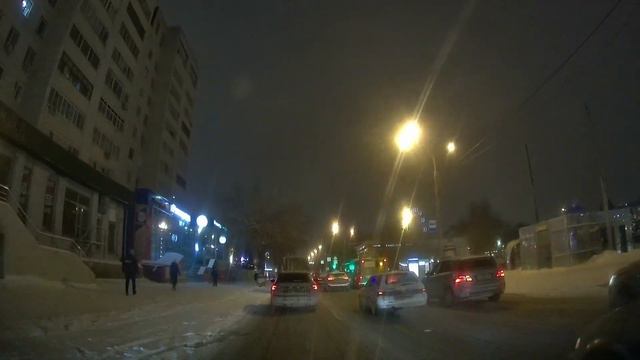 Поездка по улицам города Тюмень до бизнес-центра и на Киевскую смотреть онлайн