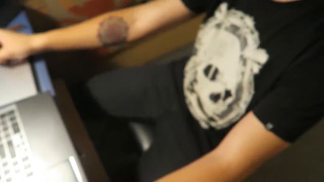 ВО МНЕ КТО-ТО ЖИВЕТ?! смотреть онлайн