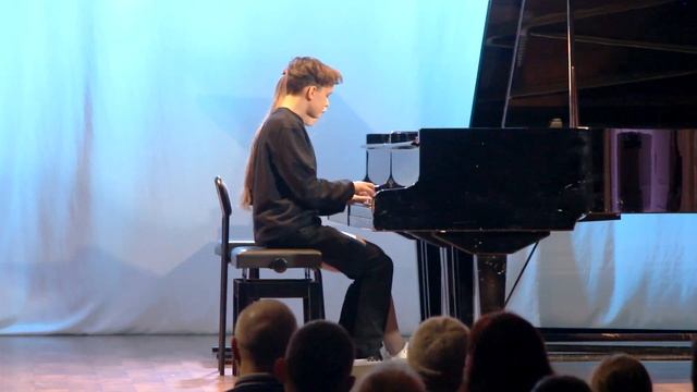 Э. Григ, Юмореска, исп. Шуклина Софья и Параничев Илья смотреть онлайн