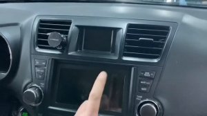 toyota highlander как снять штатную магнитолу
