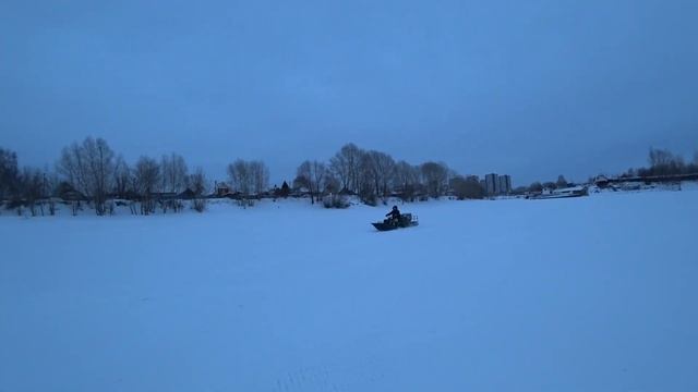 Скоростной тест снегохода . смотреть онлайн