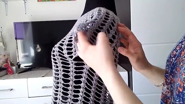 Три готовые работы спицами и крючком смотреть онлайн