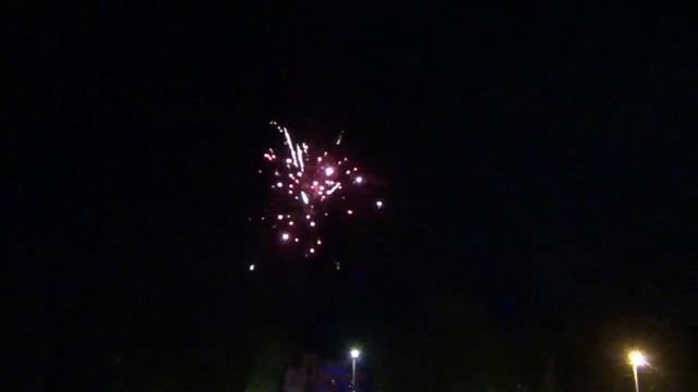 Салют 9 мая 2017 г. п. Арсеньево.mp4