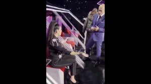 Слив Кадров Перед Финалом! Диана Анкудинова Не Отходит От Игоря Крутого в Шоумаскгоон 9 Выпуск