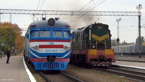 Золотая осень на станции Харьков-Балашовский: Движ поездов | Южная железная дорога