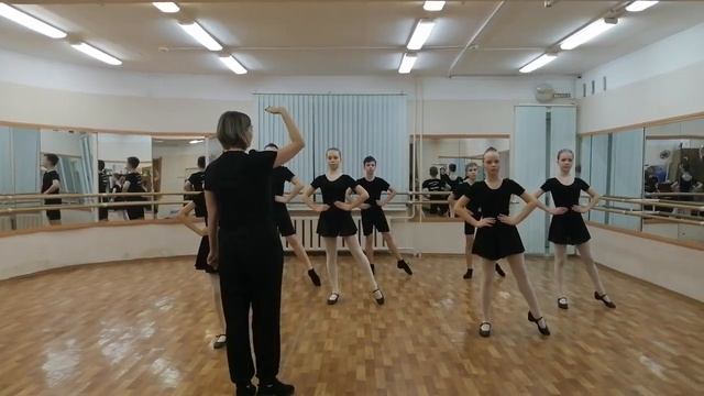 Открытый урок по народно - сценическому танцу. Преподаватель  Белова М.Г. ДШИ №6, г. Владимир