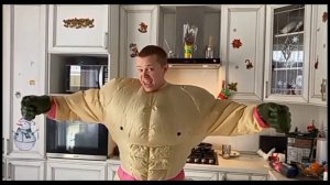 пив Халк против  малой робот 3.000 вторая часть